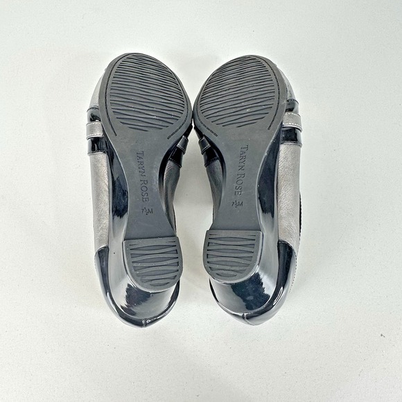 Taryn Rose Paislee Striped Wedge Sneaker Black Gray Leather Slip On Womens 7.5M - Picture 9 of 10